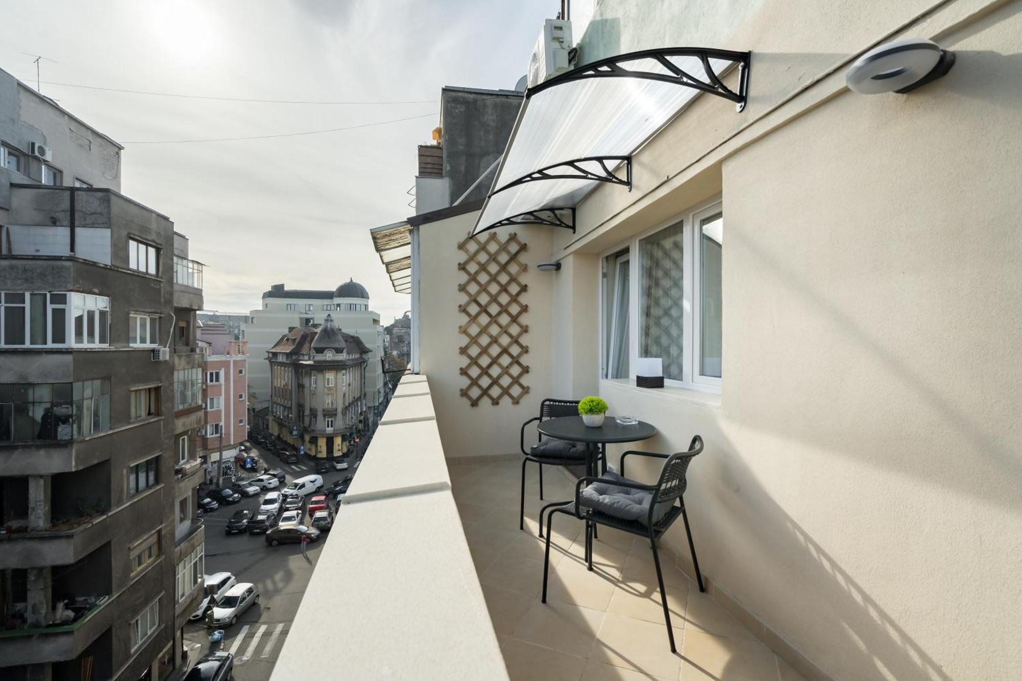 Urban Dream Studio With City Views & Comfort Бухарест Екстер'єр фото